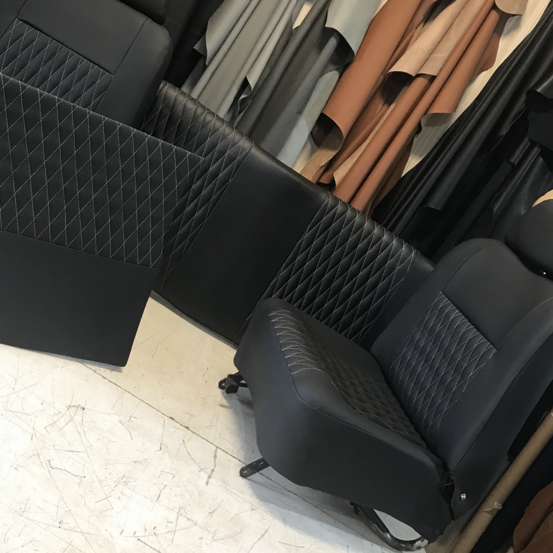 Volant cuir Classe G AMG63 / Sellier Garnisseur